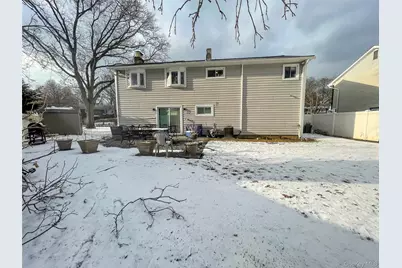 815 Iris Place, West Hempstead, NY 11552 - Photo 18