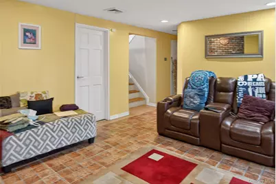 815 Iris Place, West Hempstead, NY 11552 - Photo 16