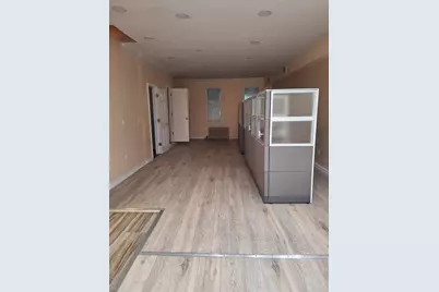 16718 Hillside Avenue #2nd floor, Jamaica, NY 11432 - Photo 10