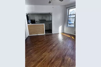 113-17 95th Avenue #1st floor, Richmond Hill, NY 11419 - Photo 4