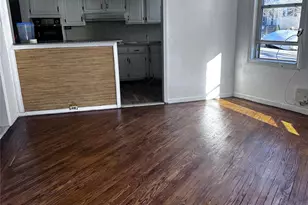 113-17 95th Ave, Richmond Hill, NY 11419 - Photo 4