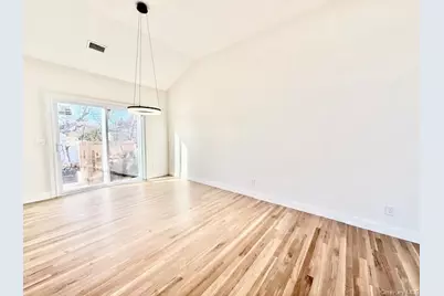 10 Amarr Drive, Shirley, NY 11967 - Photo 6