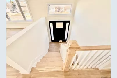 10 Amarr Drive, Shirley, NY 11967 - Photo 4