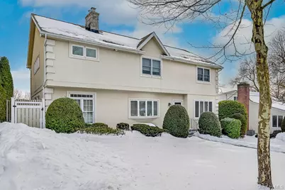 1309 Shelbourne Avenue, Mamaroneck, NY 10543 - Photo 44