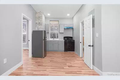 10643 156th Street, Jamaica, NY 11433 - Photo 4