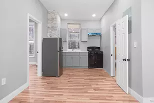 106-43 156th St, Jamaica, NY 11433 - Photo 4