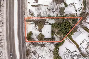 225 Port Washington Blvd, Port Washington, NY 11050 - Photo 14