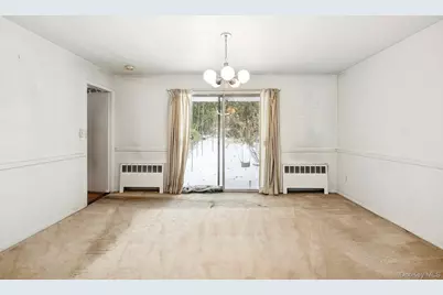 225 Port Washington Boulevard, Port Washington, NY 11050 - Photo 4