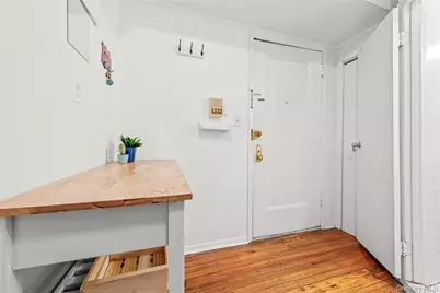 204 W 10th Street #7, New York, NY 10014 - Photo 10