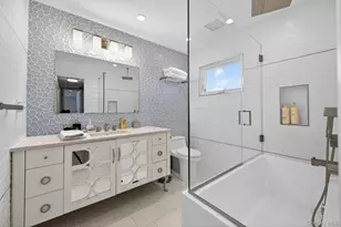 10 Whitlock St, Plainview, NY 11803 - Photo 12