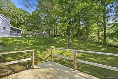 22 W Marshall Drive, Poughkeepsie, NY 12601 - Photo 32