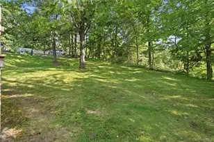 22 W Marshall Dr, Poughkeepsie, NY 12601 - Photo 26