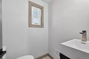 62 Poplar St, Newburgh, NY 12550 - Photo 18