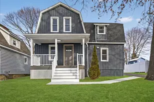 62 Poplar St, Newburgh, NY 12550 - Photo 2