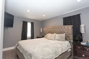 14 Walnut St, Wyandanch, NY 11798 - Photo 10