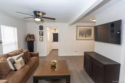 14 Walnut Street, Wyandanch, NY 11798 - Photo 4