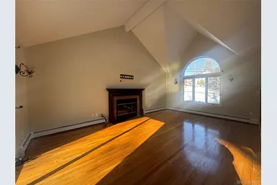 28 Lakeview Drive, Yorktown Heights, NY 10598 - Photo 4