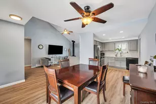 17 Groton Ln, Coram, NY 11727 - Photo 14