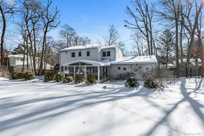 7 Flamingo Drive, Smithtown, NY 11787 - Photo 24