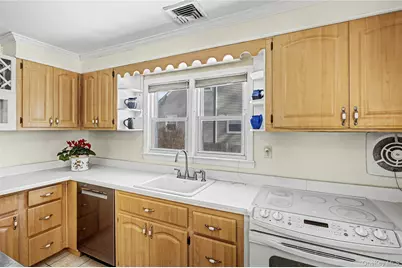 64 Smith Street, Greenlawn, NY 11740 - Photo 16