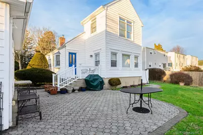 64 Smith Street, Greenlawn, NY 11740 - Photo 28