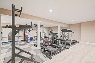 665 Mount Sinai-Coram Rd, Mount Sinai, NY 11766 - Photo 28