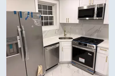 2819 Schurz Avenue, Bronx, NY 10465 - Photo 6