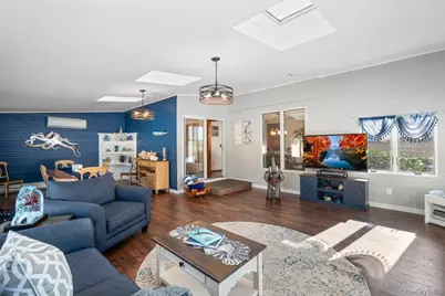 105 Greenport Avenue, Medford, NY 11763 - Photo 16