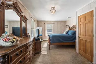 105 Greenport Ave, Medford, NY 11763 - Photo 12