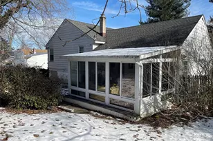 35 Lincoln Pl, White Plains, NY 10603 - Photo 4