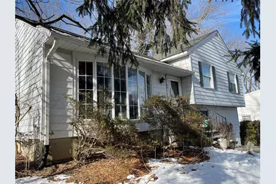 35 Lincoln Place, White Plains, NY 10603 - Photo 2