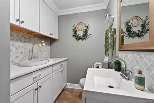 171 Melanie Way, Commack, NY 11725 - Photo 14