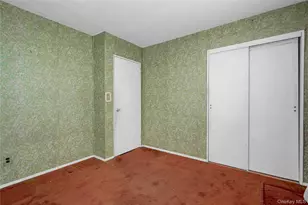 94 Joan Ct, Elmont, NY 11003 - Photo 24