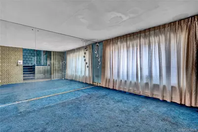 94 Joan Court, Elmont, NY 11003 - Photo 10