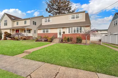 3887 Hudson Avenue, Seaford, NY 11783 - Photo 2