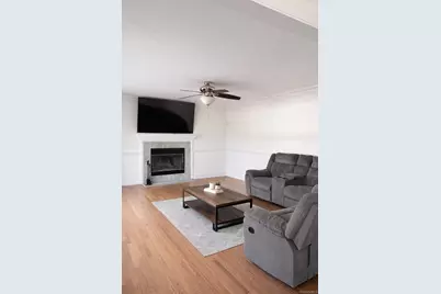 10 Silver Court, Ridge, NY 11961 - Photo 4