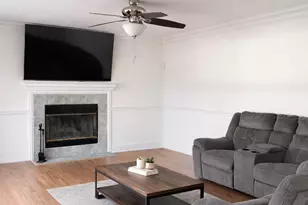 10 Silver Ct, Ridge, NY 11961 - Photo 4