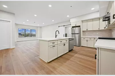 80 Division Street #2a, 2b, 2e, 2f, 1a, 1b,1f, Patchogue, NY 11772 - Photo 2