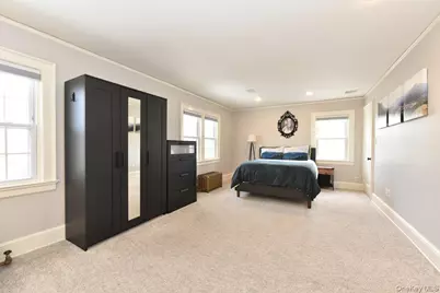 62 Hudson Road, Floral Park, NY 11001 - Photo 18