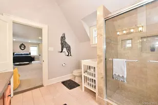 62 Hudson Rd, Floral Park, NY 11001 - Photo 24