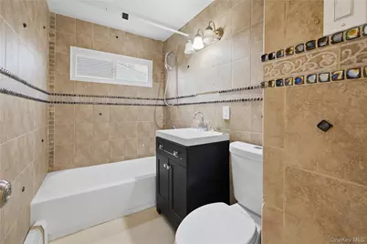 257 Southaven Avenue, Medford, NY 11763 - Photo 10