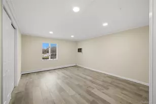 257 Southaven Ave, Medford, NY 11763 - Photo 4