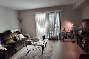 458 Mariners Way, Copiague, NY 11726 - Photo 2