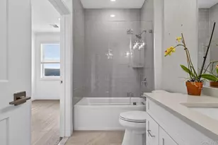 28301 Spruce Pond Cir, Plainview, NY 11803 - Photo 30