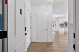 28301 Spruce Pond Cir, Plainview, NY 11803 - Photo 6