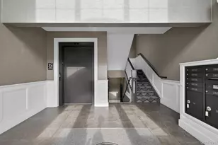 28301 Spruce Pond Cir, Plainview, NY 11803 - Photo 4