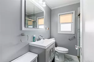 17 Standish Rd, Valley Stream, NY 11580 - Photo 12