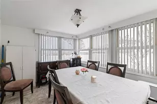 17 Standish Rd, Valley Stream, NY 11580 - Photo 8