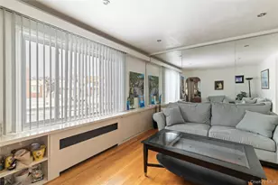 17 Standish Rd, Valley Stream, NY 11580 - Photo 4