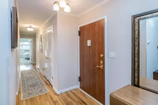 1 Toms Point Ln, Port Washington, NY 11050 - Photo 2